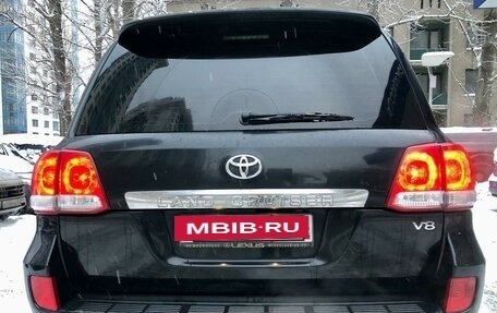 Toyota Land Cruiser 200, 2010 год, 2 900 000 рублей, 5 фотография
