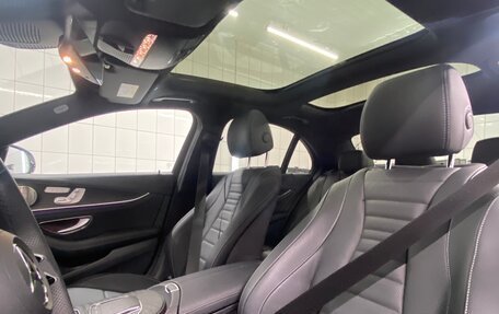 Mercedes-Benz E-Класс, 2022 год, 7 100 000 рублей, 12 фотография