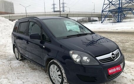 Opel Zafira B, 2012 год, 885 000 рублей, 3 фотография