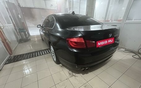 BMW 5 серия, 2010 год, 1 990 000 рублей, 9 фотография