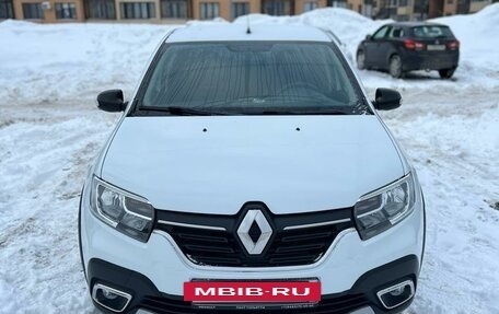 Renault Logan II, 2022 год, 1 650 000 рублей, 2 фотография