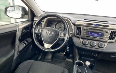Toyota RAV4, 2013 год, 1 828 000 рублей, 17 фотография