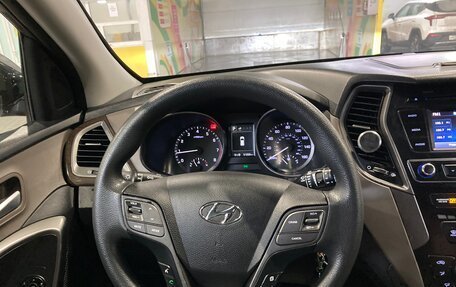 Hyundai Santa Fe III рестайлинг, 2017 год, 2 390 000 рублей, 7 фотография