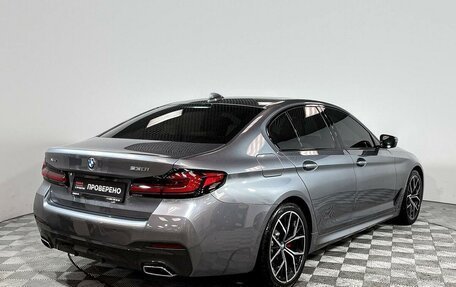 BMW 5 серия, 2022 год, 6 600 000 рублей, 6 фотография