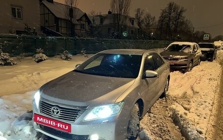 Toyota Camry, 2013 год, 2 050 000 рублей, 3 фотография