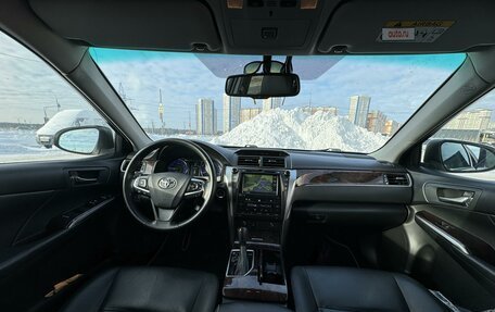 Toyota Camry, 2018 год, 3 200 000 рублей, 8 фотография
