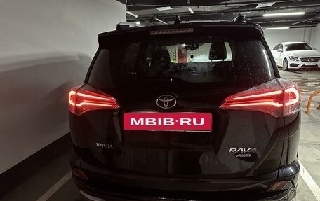 Toyota RAV4, 2018 год, 3 400 000 рублей, 7 фотография