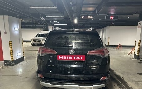 Toyota RAV4, 2018 год, 3 400 000 рублей, 6 фотография