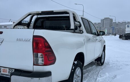 Toyota Hilux VIII, 2017 год, 3 600 000 рублей, 5 фотография