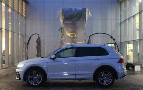 Volkswagen Tiguan II, 2019 год, 3 040 000 рублей, 8 фотография