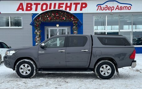 Toyota Hilux VIII, 2017 год, 2 890 000 рублей, 5 фотография