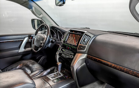 Toyota Land Cruiser 200, 2012 год, 3 490 000 рублей, 2 фотография