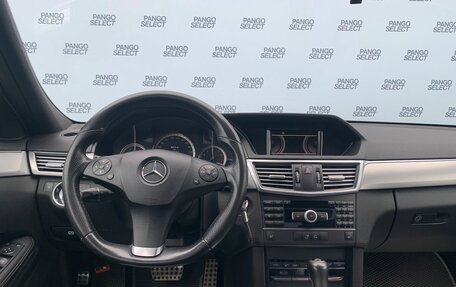 Mercedes-Benz E-Класс, 2011 год, 1 520 000 рублей, 10 фотография