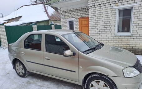 Renault Logan I, 2013 год, 600 000 рублей, 3 фотография