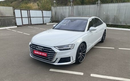 Audi A8, 2019 год, 9 000 000 рублей, 1 фотография