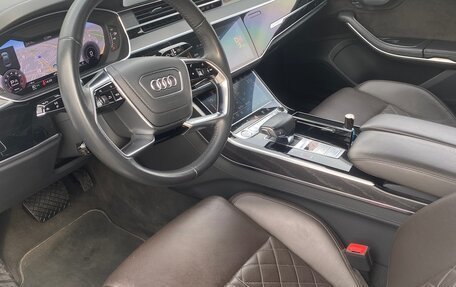 Audi A8, 2019 год, 9 000 000 рублей, 17 фотография