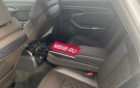 Audi A8, 2019 год, 9 000 000 рублей, 15 фотография