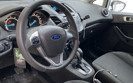 Ford Fiesta, 2015 год, 910 000 рублей, 7 фотография
