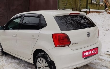 Volkswagen Polo VI (EU Market), 2013 год, 950 000 рублей, 10 фотография