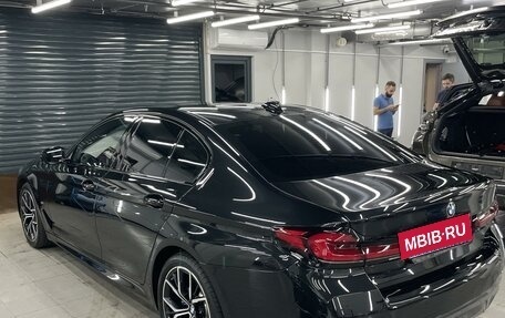 BMW 5 серия, 2020 год, 7 490 000 рублей, 3 фотография