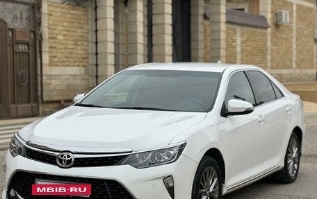 Toyota Camry, 2013 год, 1 990 рублей, 2 фотография