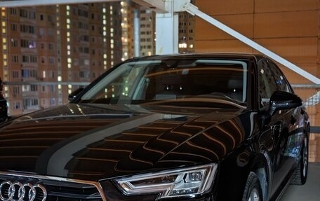 Audi A4, 2018 год, 2 500 000 рублей, 1 фотография