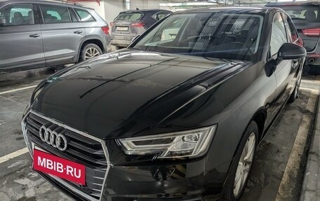 Audi A4, 2018 год, 2 500 000 рублей, 4 фотография