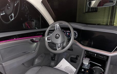 Volkswagen Touareg III, 2019 год, 5 550 000 рублей, 15 фотография