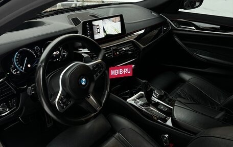 BMW 5 серия, 2018 год, 2 892 000 рублей, 10 фотография