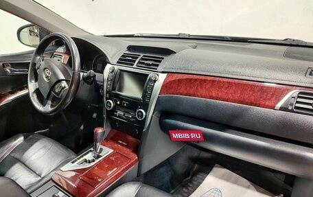 Toyota Camry, 2011 год, 1 890 000 рублей, 14 фотография