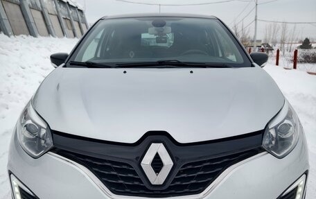 Renault Kaptur I рестайлинг, 2018 год, 1 560 000 рублей, 3 фотография