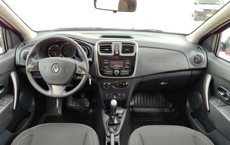 Renault Logan II, 2014 год, 870 000 рублей, 6 фотография