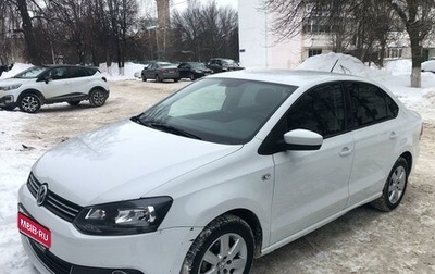Volkswagen Polo VI (EU Market), 2013 год, 945 000 рублей, 1 фотография