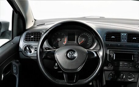 Volkswagen Polo VI (EU Market), 2015 год, 989 000 рублей, 8 фотография