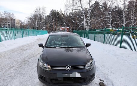 Volkswagen Polo VI (EU Market), 2014 год, 980 000 рублей, 1 фотография