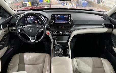 Honda Accord IX рестайлинг, 2017 год, 2 040 000 рублей, 23 фотография