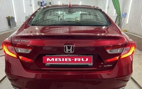 Honda Accord IX рестайлинг, 2017 год, 2 040 000 рублей, 21 фотография