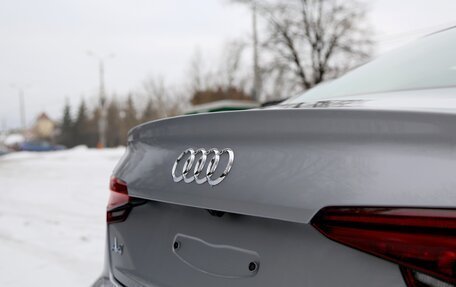 Audi A4, 2019 год, 2 750 000 рублей, 14 фотография