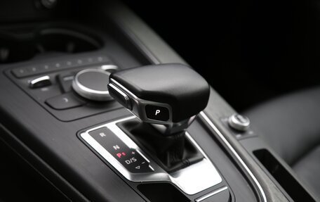 Audi A4, 2019 год, 2 750 000 рублей, 19 фотография