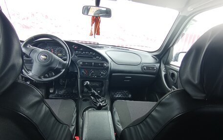 Chevrolet Niva I рестайлинг, 2012 год, 510 000 рублей, 3 фотография