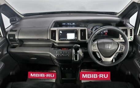 Honda Stepwgn IV, 2012 год, 1 598 000 рублей, 8 фотография