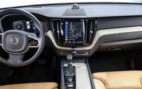 Volvo XC60 II, 2021 год, 2 640 000 рублей, 6 фотография