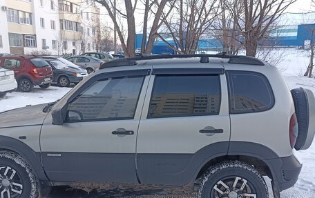 Chevrolet Niva I рестайлинг, 2015 год, 650 000 рублей, 4 фотография