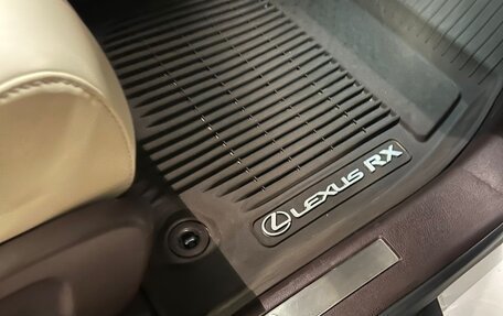 Lexus RX IV рестайлинг, 2020 год, 5 300 000 рублей, 12 фотография