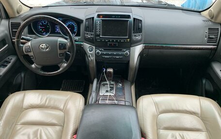 Toyota Land Cruiser 200, 2007 год, 2 680 000 рублей, 19 фотография