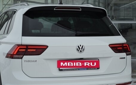 Volkswagen Tiguan II, 2018 год, 2 847 000 рублей, 7 фотография