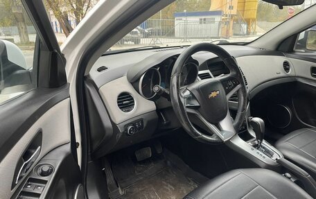 Chevrolet Cruze II, 2011 год, 550 000 рублей, 5 фотография
