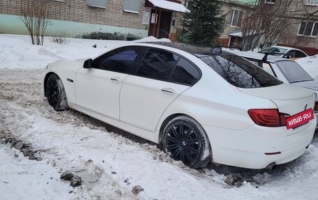 BMW 5 серия, 2011 год, 2 299 000 рублей, 2 фотография