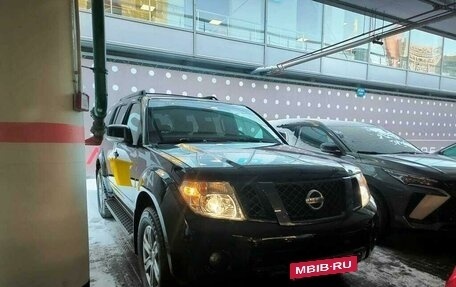 Nissan Pathfinder, 2010 год, 2 050 000 рублей, 4 фотография