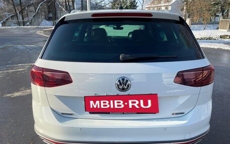 Volkswagen Passat B8 рестайлинг, 2020 год, 3 500 000 рублей, 5 фотография